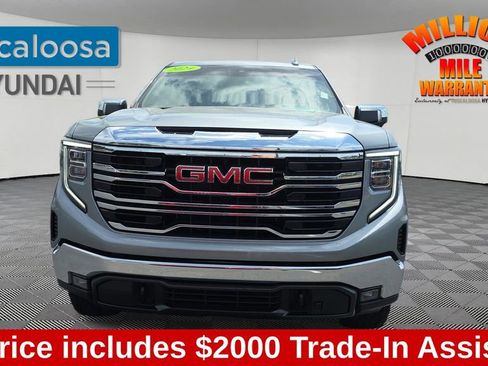 Used 2024 GMC Sierra 1500 SLT w/ SLT Premium Package AWD/4WD image 2
