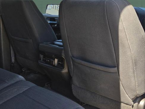 Used 2021 Chevrolet Silverado 1500 LT Trail Boss w/ Convenience Package II AWD/4WD image 29
