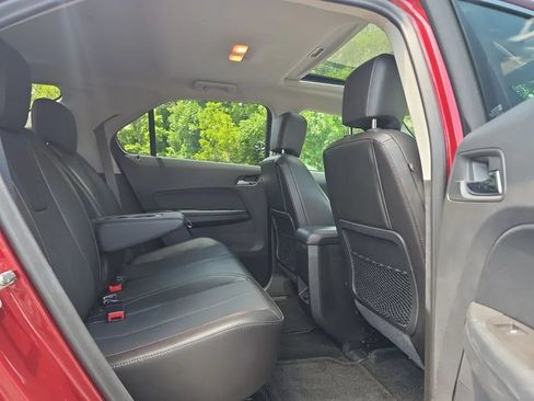 Used 2017 Chevrolet Equinox Premier w/ Enhanced Convenience Package FWD image 45