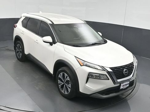 Used 2023 Nissan Rogue SV FWD image 41