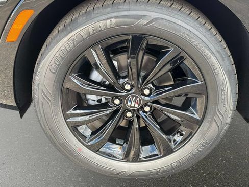 New 2026 Buick Envista Sport Touring w/ Convenience I Package FWD image 10
