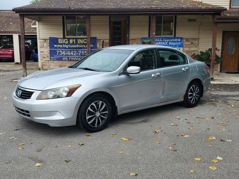 Used 2008 Honda Accord LX image 2