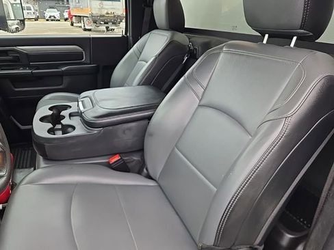 Used 2022 RAM 4500 Tradesman RWD image 16