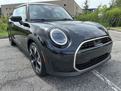 Used 2025 MINI Cooper S image 19