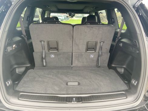 Used 2025 Jeep Grand Cherokee L Limited w/ Black Appearance Package image 12