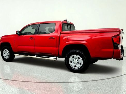 Used 2018 Toyota Tacoma SR w/ SR Convenience Package AWD/4WD image 7