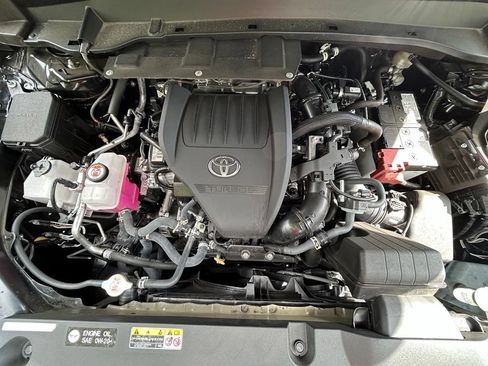 Certified 2026 Toyota Grand Highlander FWD image 12