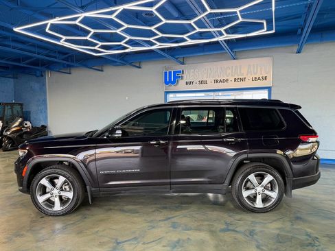 Used 2022 Jeep Grand Cherokee L Limited AWD/4WD image 4