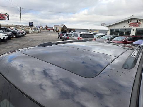 Used 2018 Jeep Grand Cherokee Summit AWD/4WD image 12