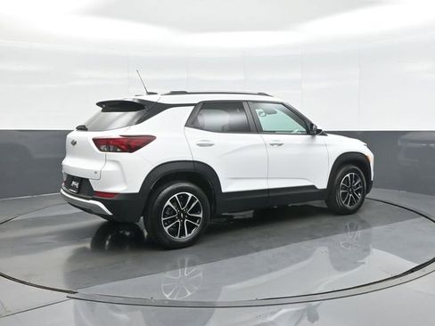 Used 2024 Chevrolet TrailBlazer LT w/ Convenience Package image 7