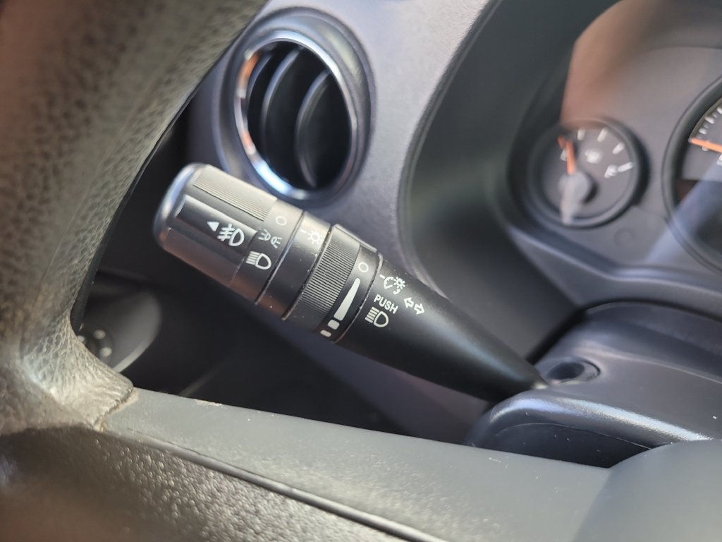 Used 2014 Jeep Patriot Sport w/ Power Value Group FWD image 29