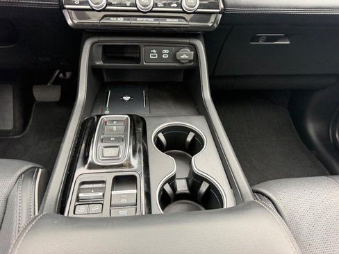Certified 2024 Honda Pilot Elite image 20