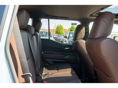 New 2026 Toyota Land Cruiser image 18
