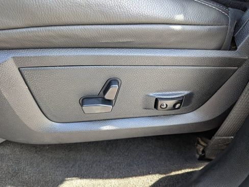 Used 2015 RAM 1500 Sport w/ Convenience Group image 18