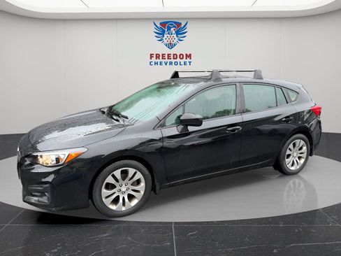 Used 2018 Subaru Impreza 2.0i AWD/4WD image 2
