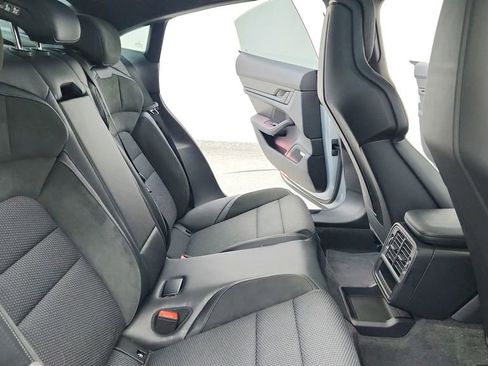 Used 2024 Porsche Taycan GTS image 40