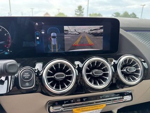 New 2025 Mercedes-Benz GLA 250 image 16