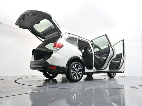 Certified 2024 Subaru Forester Limited image 44