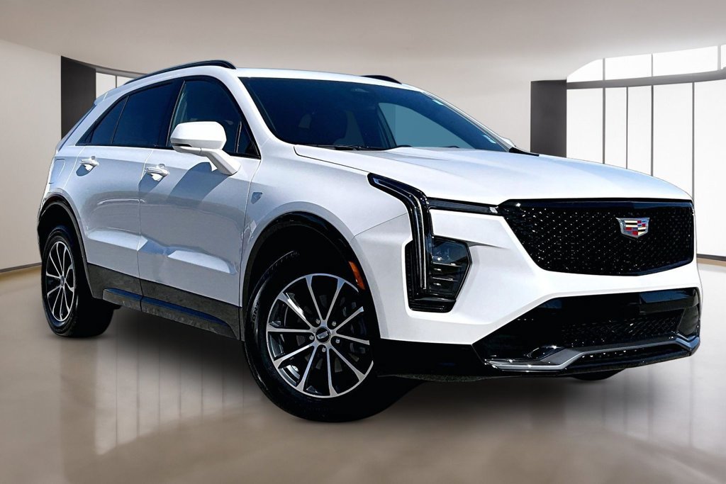 Used 2024 Cadillac XT4 Sport FWD image 11