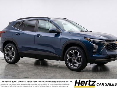 Used 2025 Chevrolet Trax LT