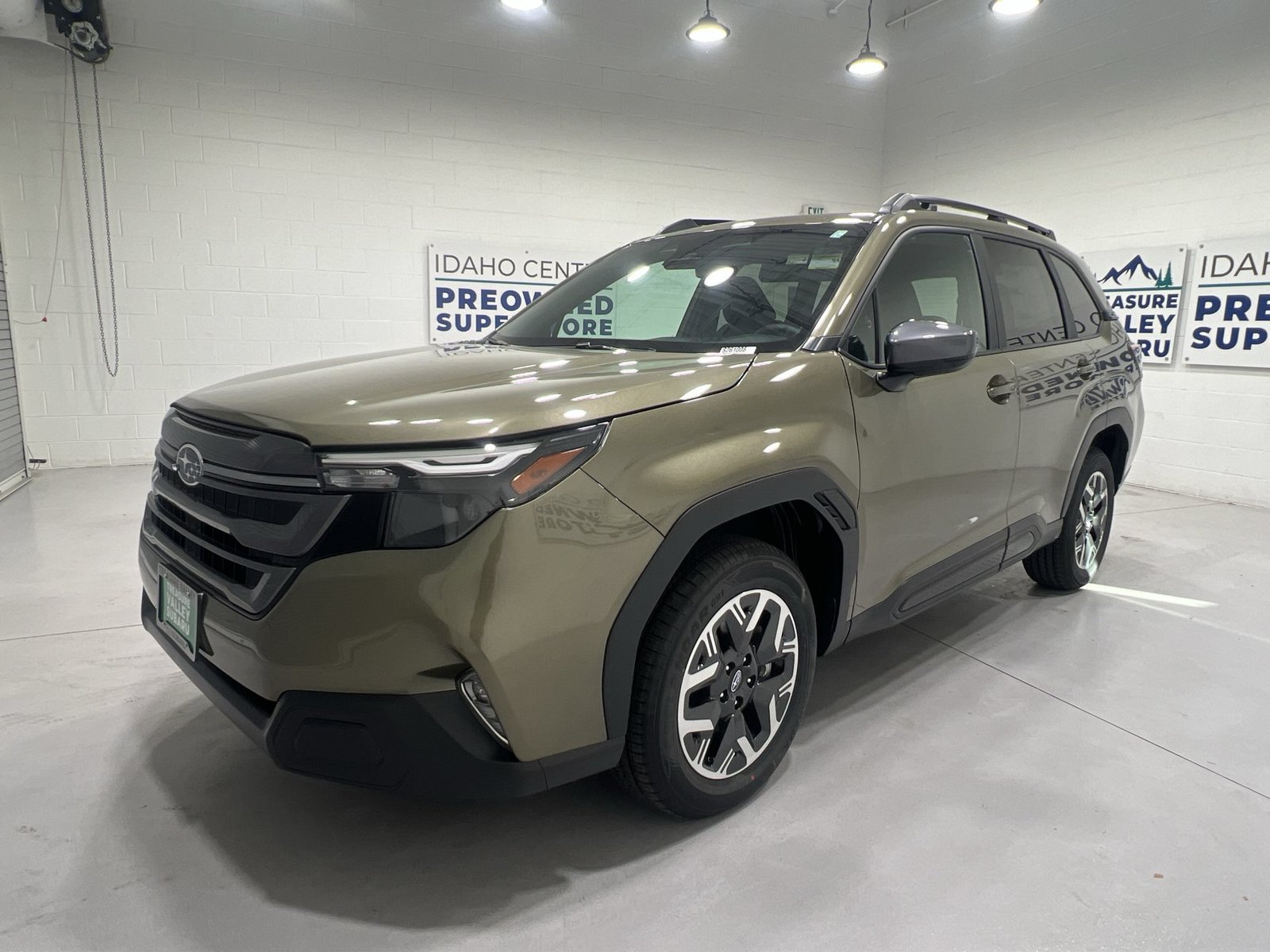 New 2026 Subaru Forester Premium AWD/4WD image 4