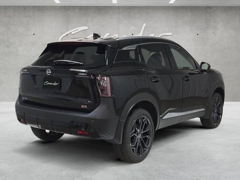 New 2026 Nissan Kicks SR FWD image 16