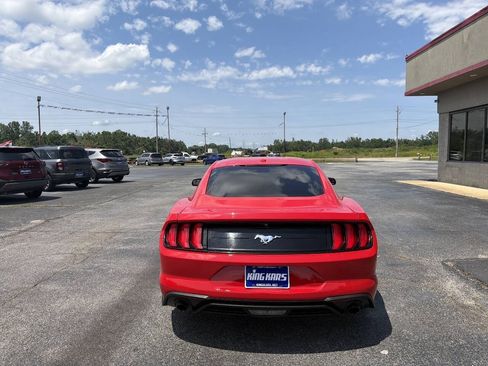 Used 2019 Ford Mustang Coupe RWD image 7