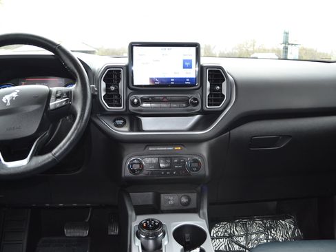 Certified 2021 Ford Bronco Sport Outer Banks w/ Outer Banks Package (96D) image 7