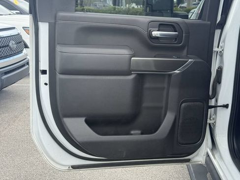 Used 2022 GMC Sierra 2500 AT4 w/ AT4 Premium Plus Package AWD/4WD image 34