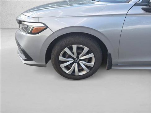 Used 2022 Honda Civic LX image 9