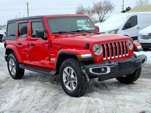 Used 2018 Jeep Wrangler Unlimited Sahara image 7