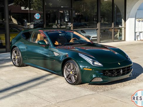 Used 2012 Ferrari FF image 17