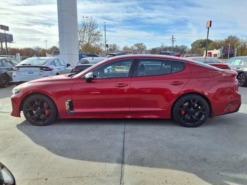 Used 2018 Kia Stinger GT2 image 22