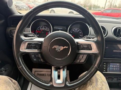 Used 2018 Ford Mustang Coupe image 18