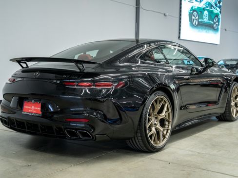 Used 2026 Mercedes-Benz AMG GT 63 image 8