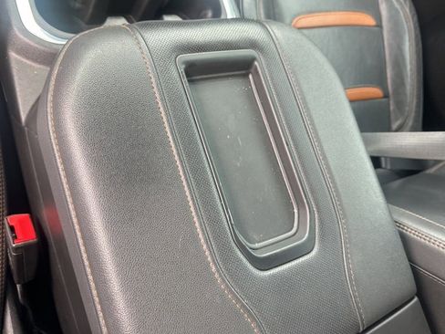 Used 2021 GMC Sierra 2500 AT4 w/ AT4 Premium Plus Package image 24