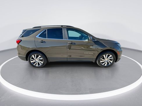 Used 2024 Chevrolet Equinox LT AWD/4WD image 9