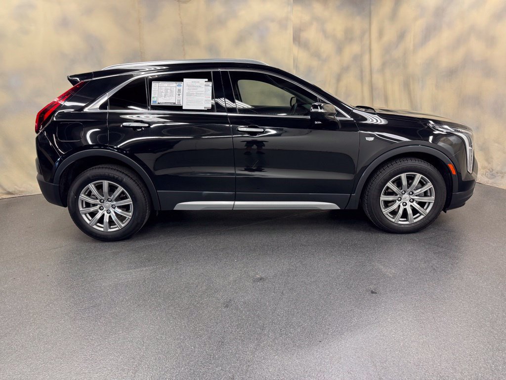 Used 2023 Cadillac XT4 Premium Luxury AWD/4WD image 9