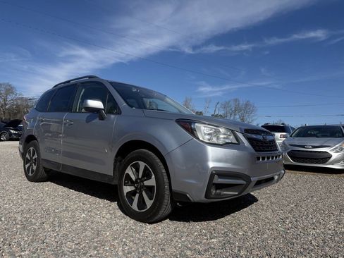 Used 2018 Subaru Forester 2.5i Premium image 6