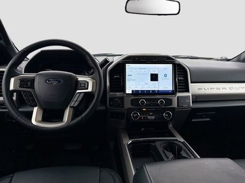 Certified 2022 Ford F250 Lariat w/ Lariat Ultimate Package image 24