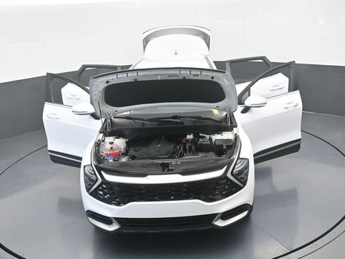 Used 2024 Kia Sportage EX image 73