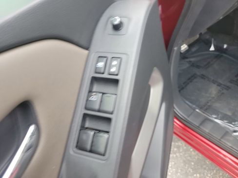 Used 2022 Nissan Frontier SV image 16