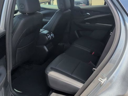 Used 2024 Chevrolet Blazer EV LT AWD/4WD image 12