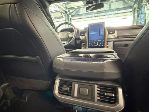 Used 2022 Ford F150 Lightning Lariat AWD/4WD image 27