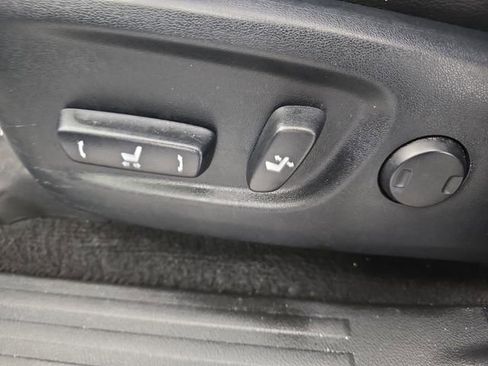 Used 2016 Toyota 4Runner Limited image 23