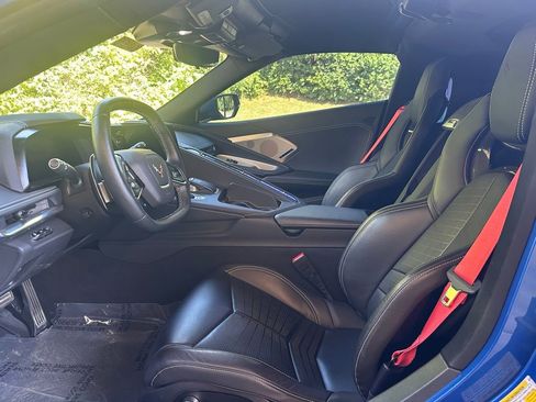Used 2020 Chevrolet Corvette Stingray Preferred Cpe w/ 2LT Preferred Equipment Group RWD image 9