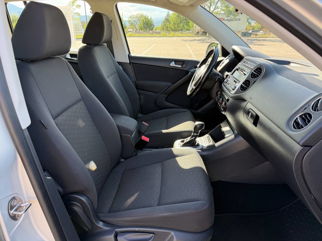 Used 2014 Volkswagen Tiguan S AWD/4WD image 19