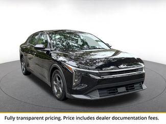 Used 2025 Kia K4 FWD video 1
