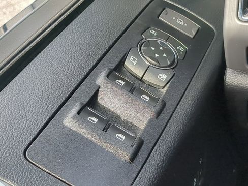 Used 2021 Ford F450 Platinum w/ FX4 Off-Road Package image 23