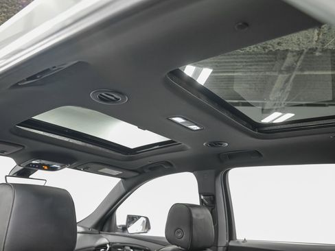 Used 2023 Chevrolet Traverse RS w/ LPO, Floor Liner Package image 25